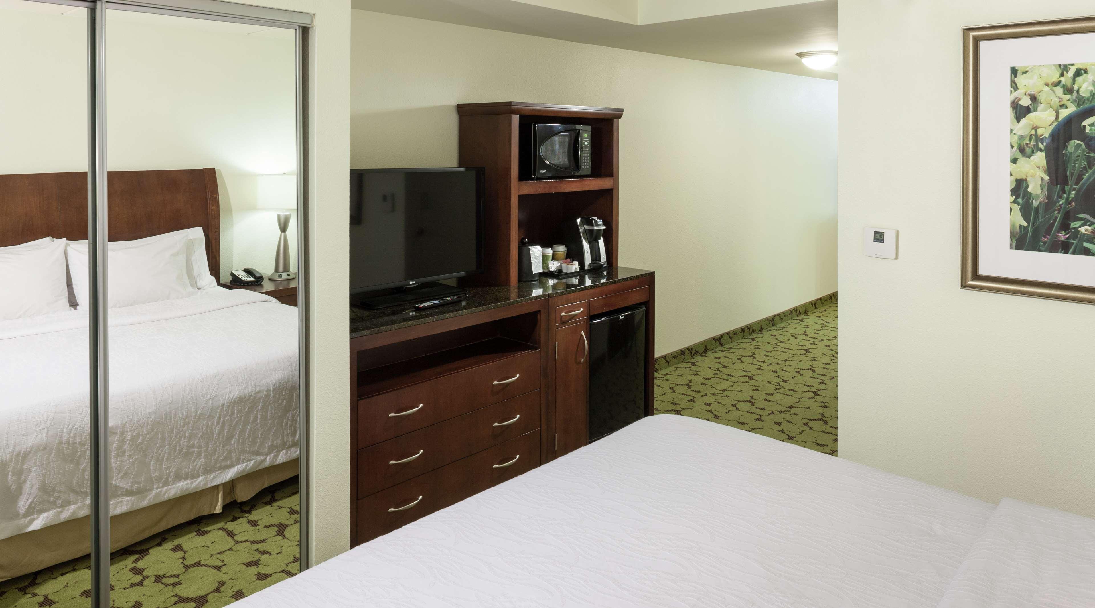 Hilton Garden Inn Dallas/Duncanville Ngoại thất bức ảnh