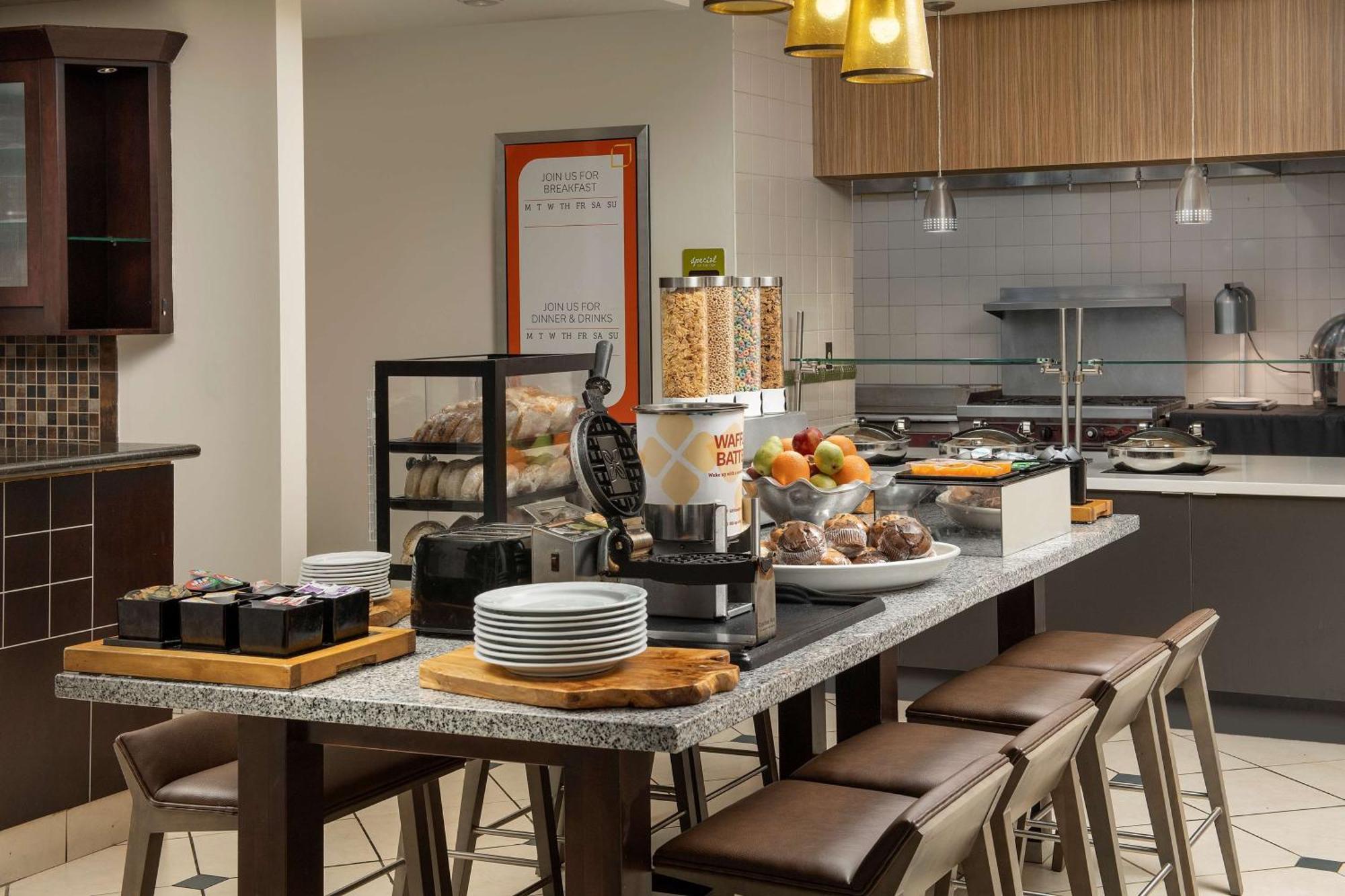 Hilton Garden Inn Dallas/Duncanville Ngoại thất bức ảnh
